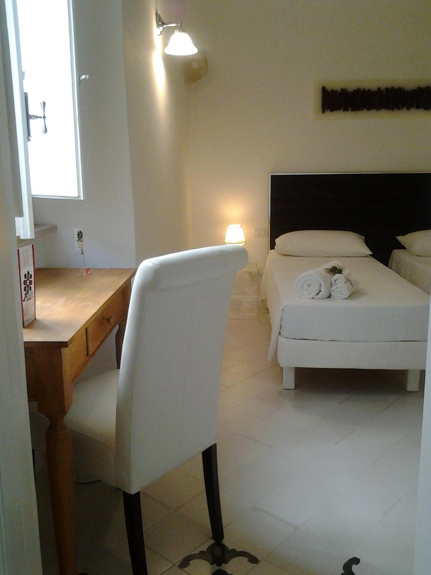 Arco' B&B Trani Cattedrale Buitenkant foto